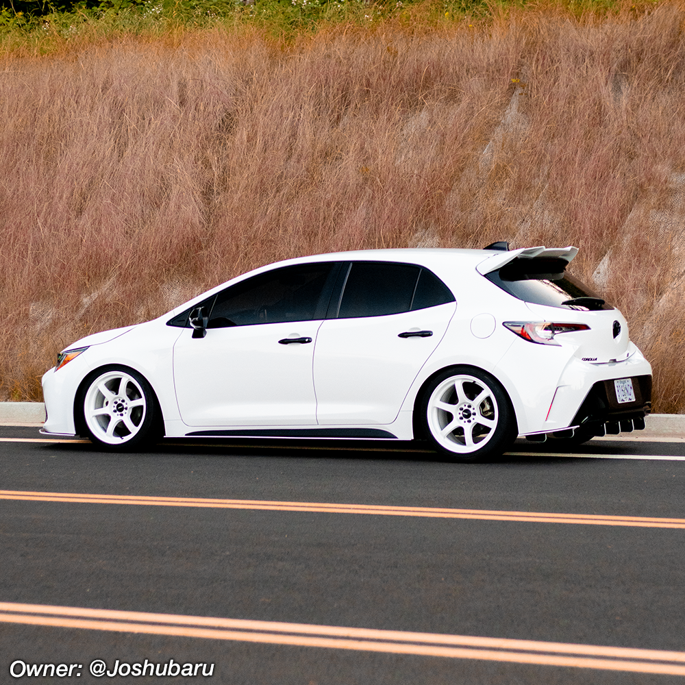 2023 corolla hatch side skirts