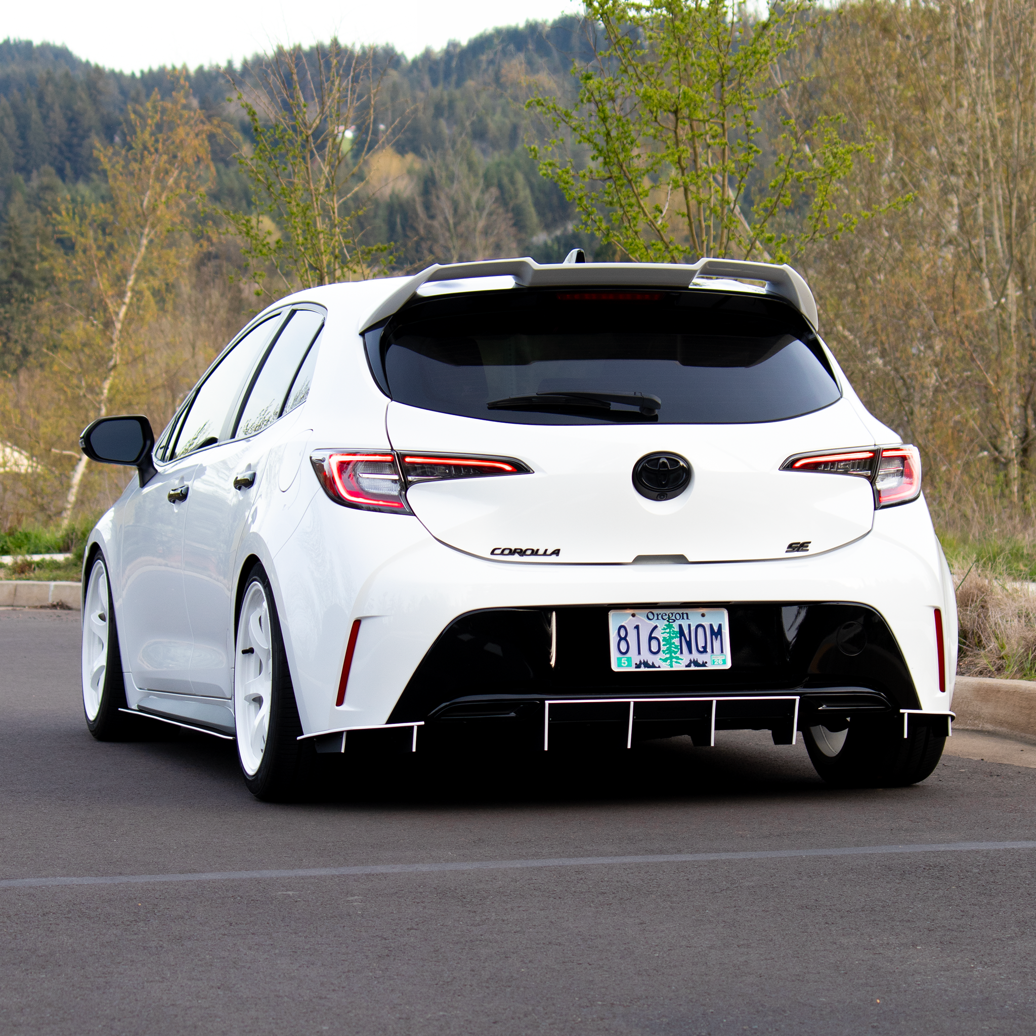 corolla hatch rear diffuser